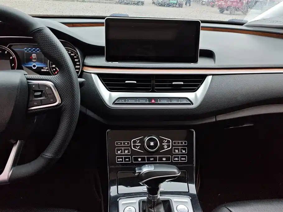 Hongqi H5 2018 30TD Smart Connected Dynamic Edition фото 13