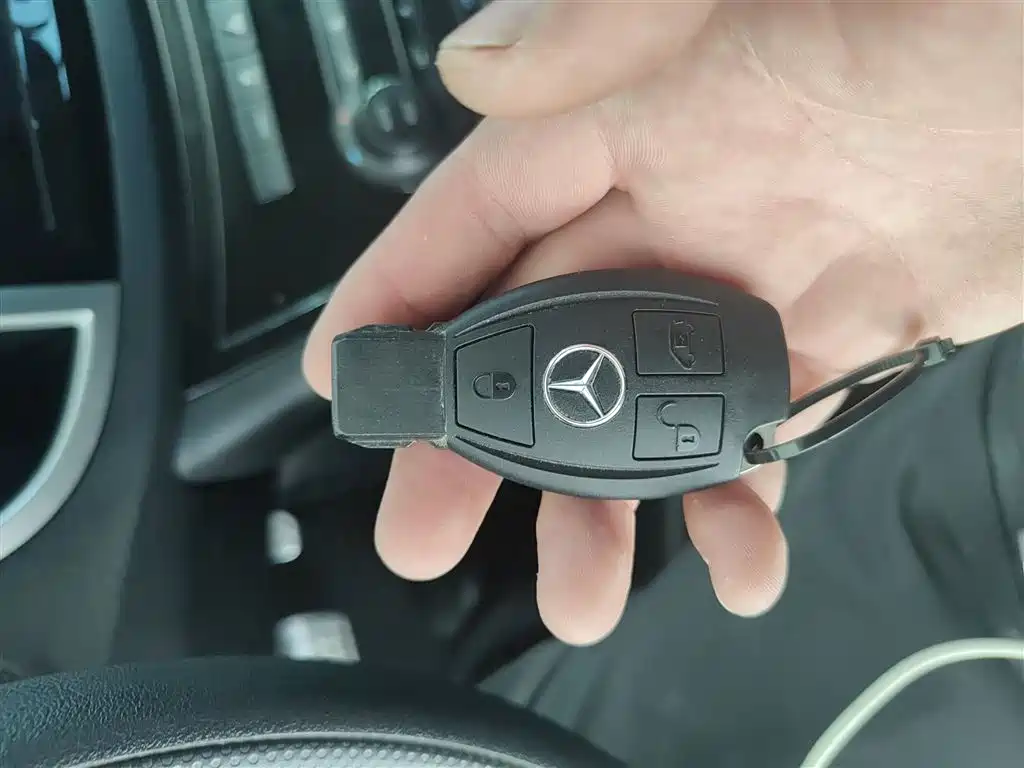Mercedes-Benz Vito 2021 2.0T Elite 7-Seater фото 11