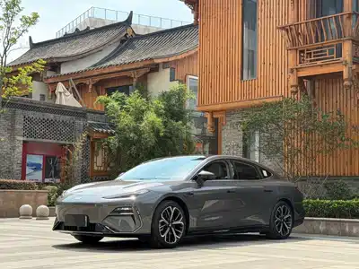 Geely Galaxy E8