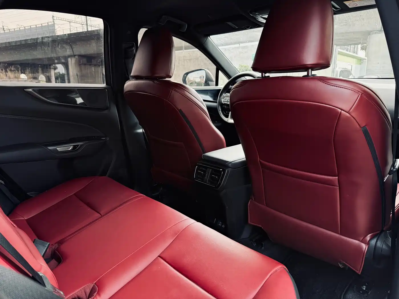 Lexus NX 2023 350h FWD Dynamic Edition фото 22