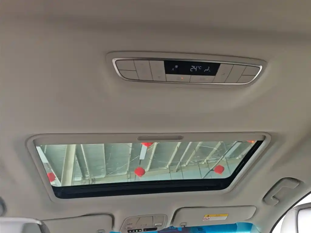Buick GL8 2017 ES 28T Comfort Type China V фото 18