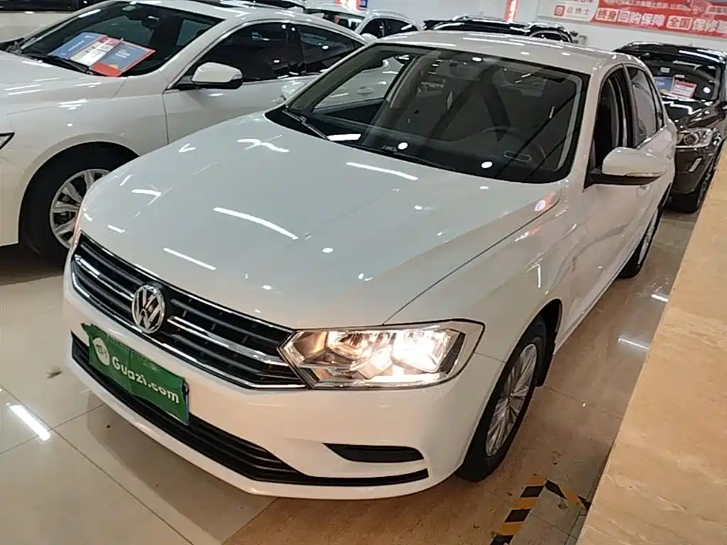 Volkswagen Bora 2018 1.5L Manual Fashion фото 2