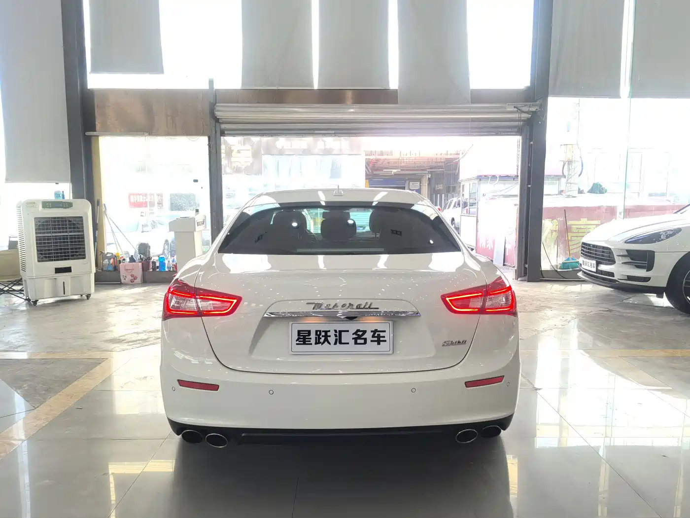 Maserati Ghibli 2015 2014 3.0T Standard