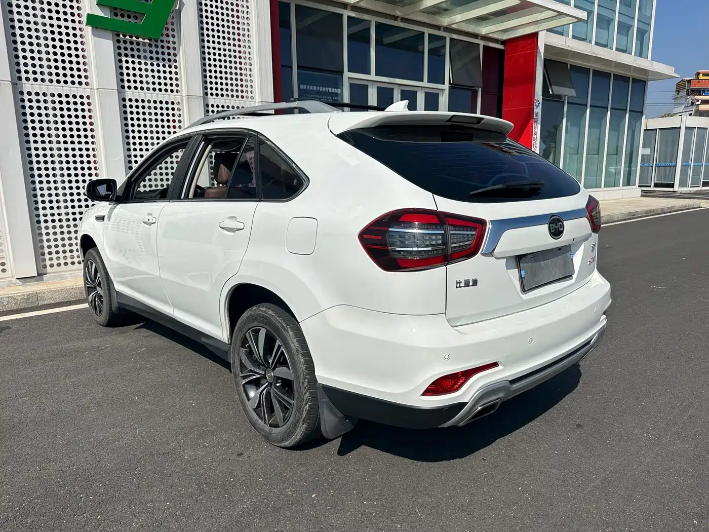BYD S7 2017 2.0T Auto Luxury фото 26