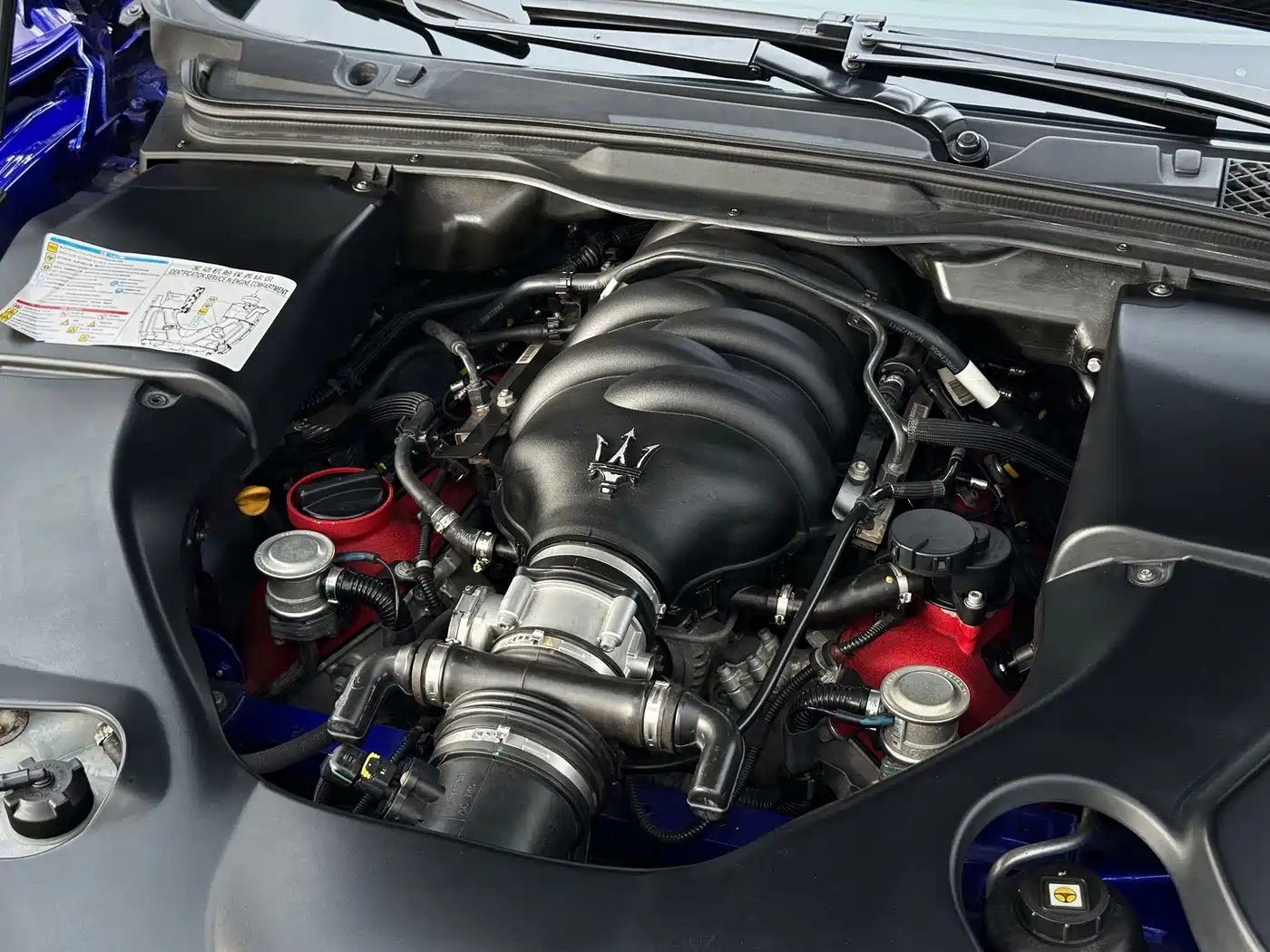 Maserati GranTurismo 2015 2015 4.7L MC Centennial Edition