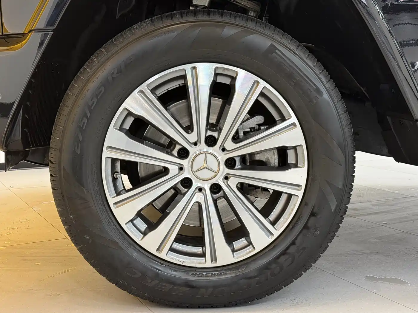 Mercedes-Benz G-Class 2024 G 350 фото 30
