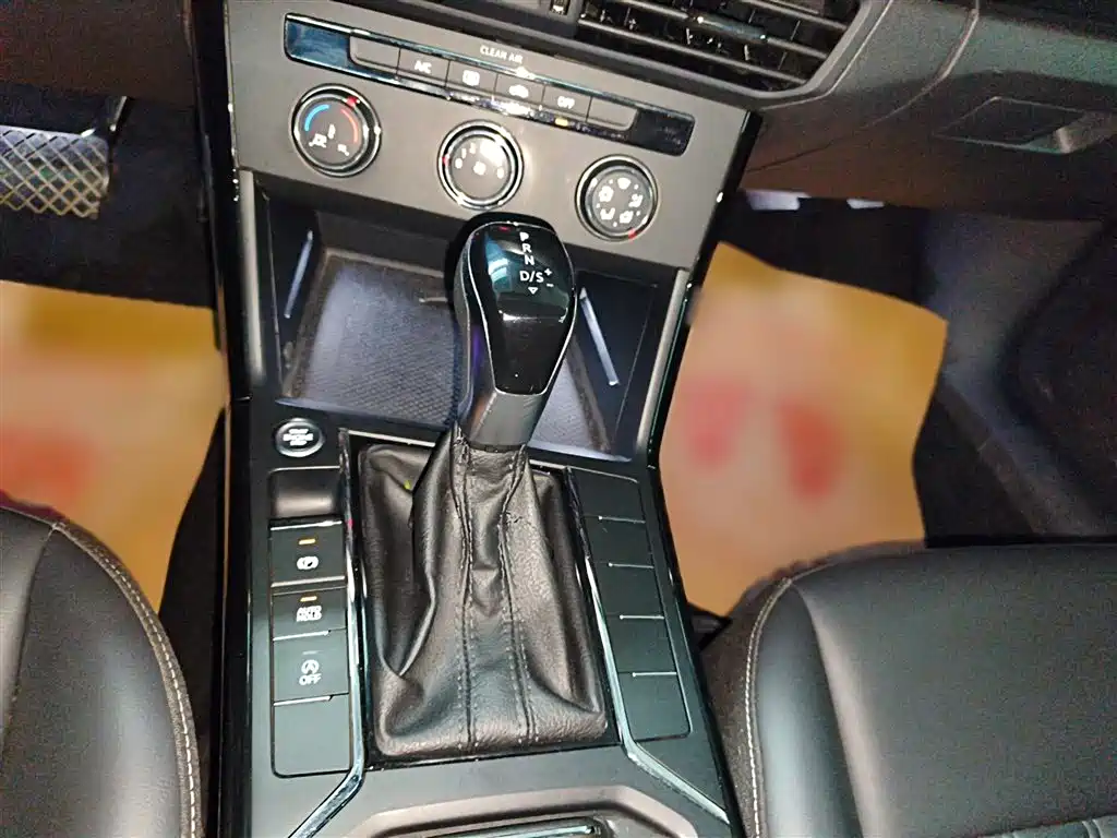 Volkswagen Passat 2022 280TSI Business Edition фото 7