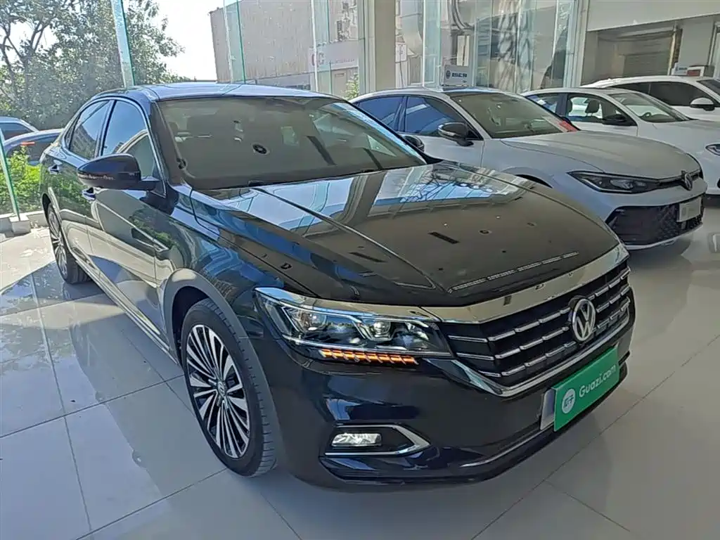 Volkswagen Passat 2019 330TSI Noble Edition China VI фото 4