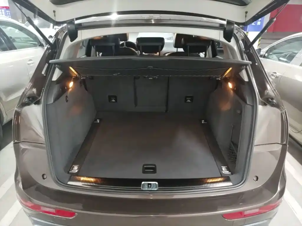 Audi Q5 2018 2017 Plus 40 TFSI Technology