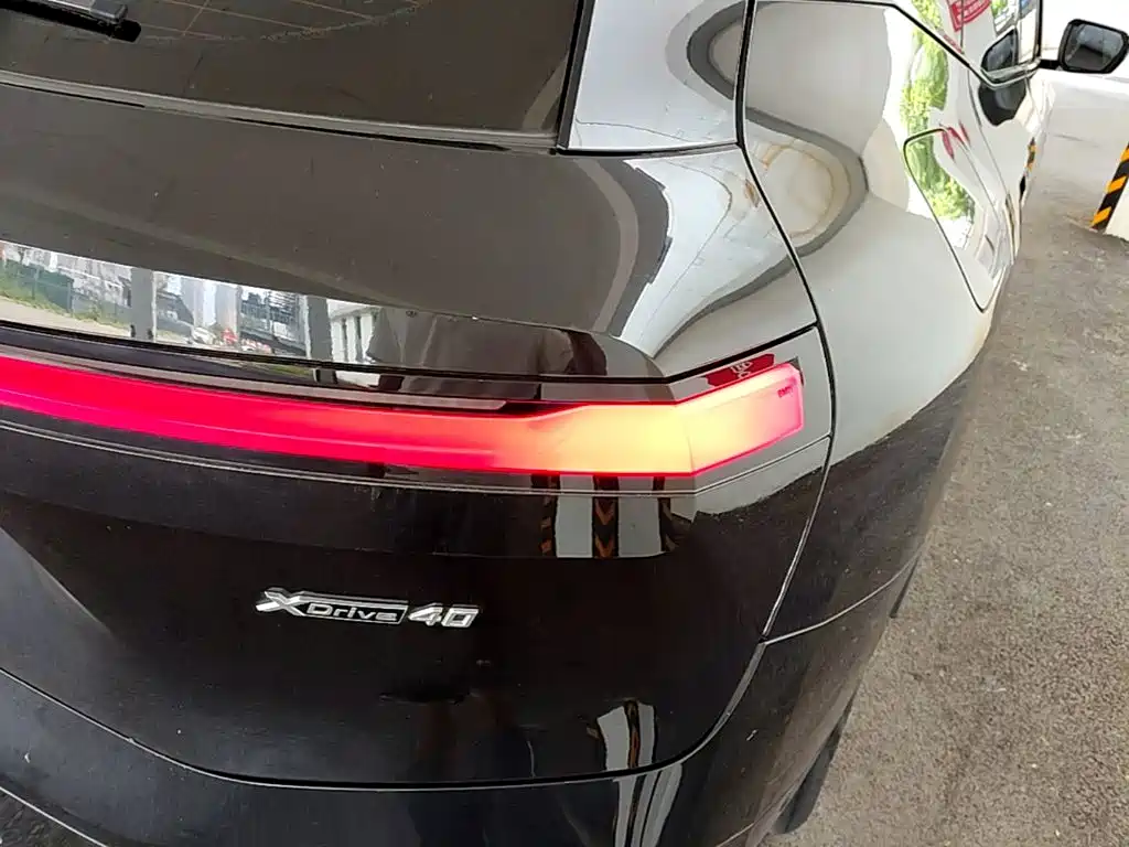 BMW iX 2023 2022 xDrive40