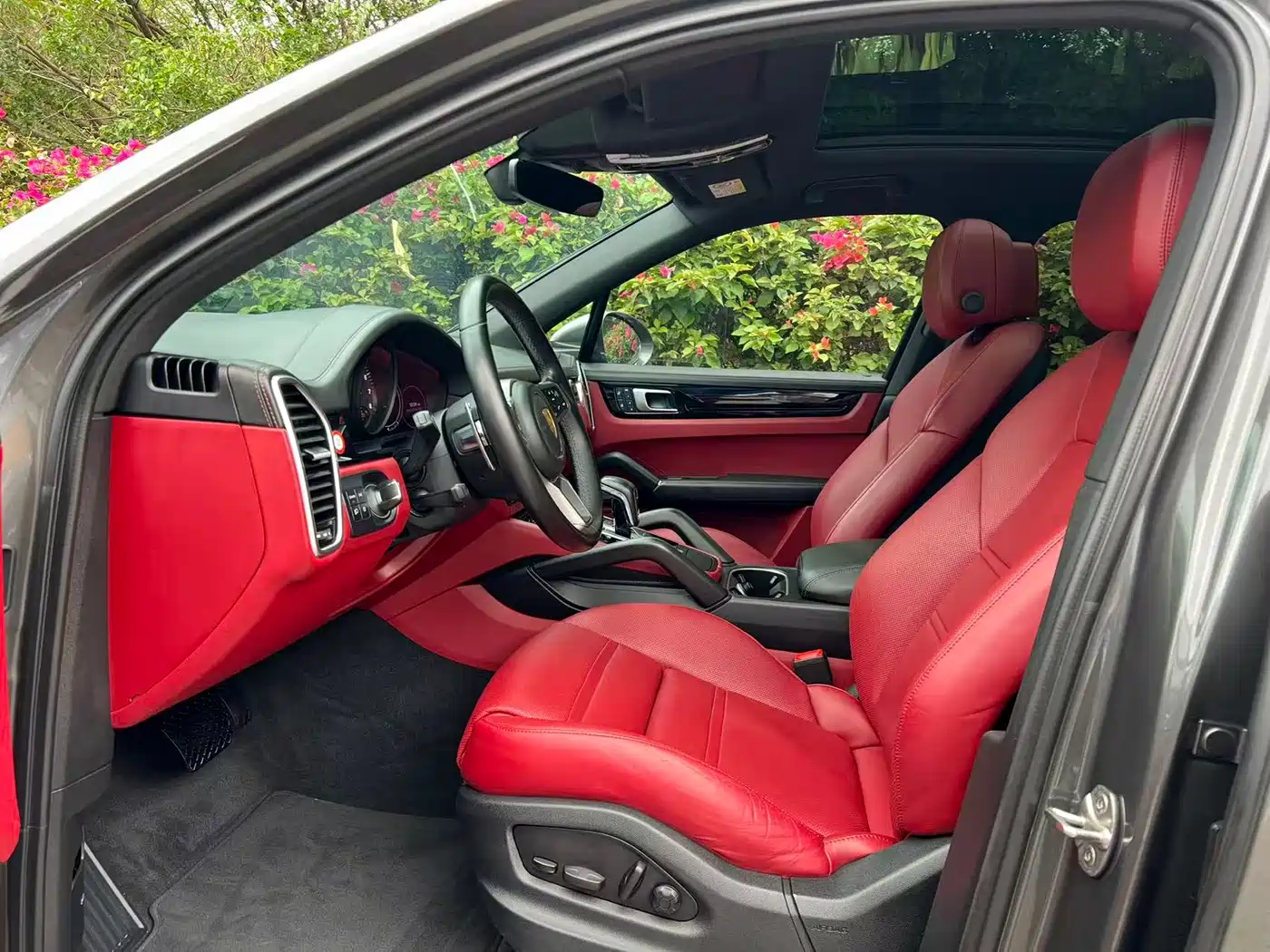 Porsche Cayenne 2022 Cayenne 3.0T Platinum Edition фото 13