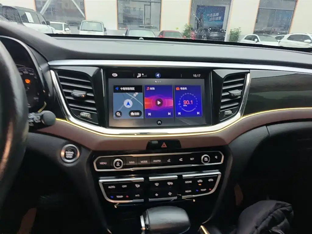 GAC Trumpchi Trumpchi GS8 2017 320T 2WD Luxury Smart Connect (7-seater) фото 13