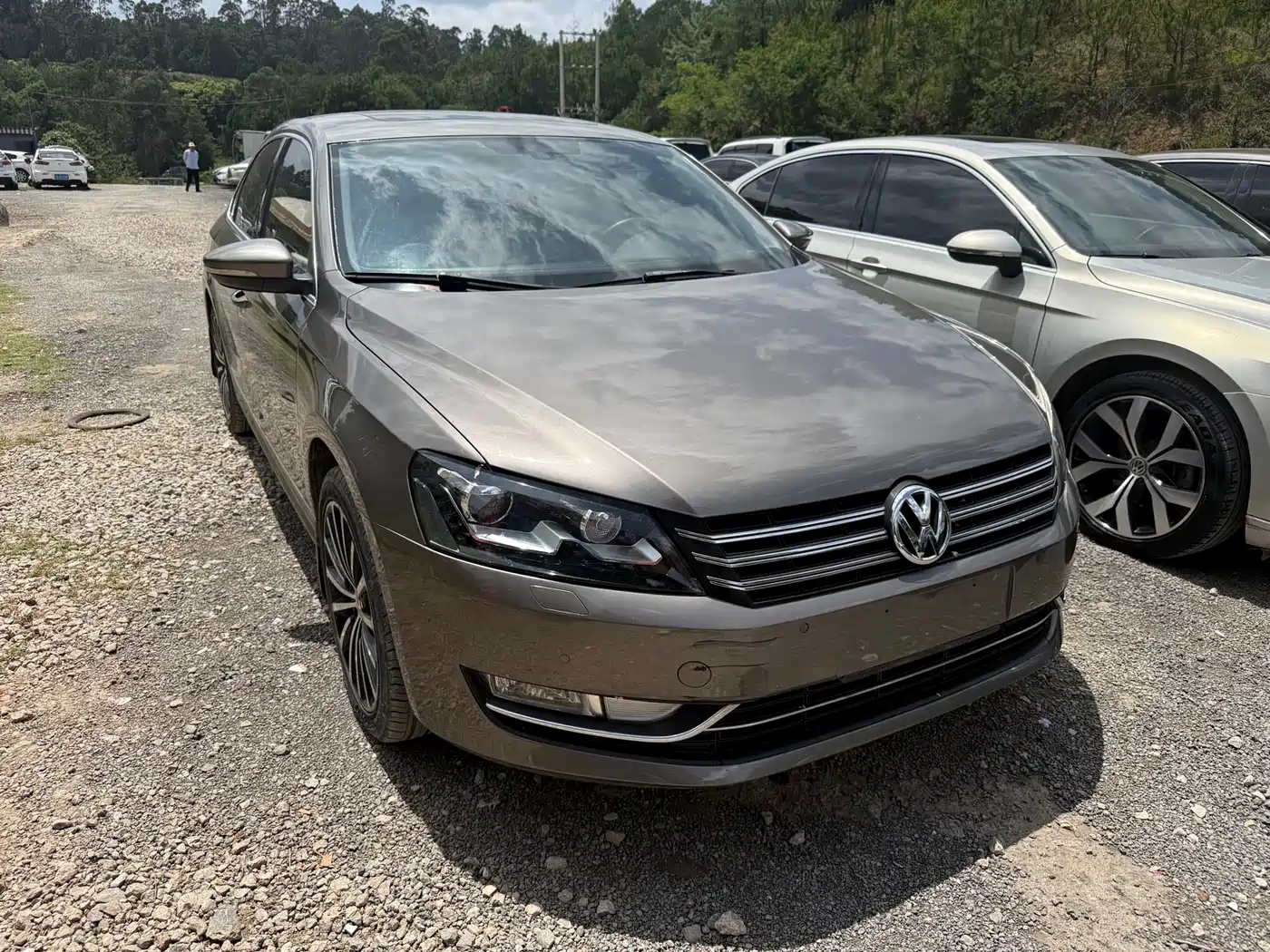 Volkswagen Passat 2011 1.8TSI DSG Honor Edition фото 3
