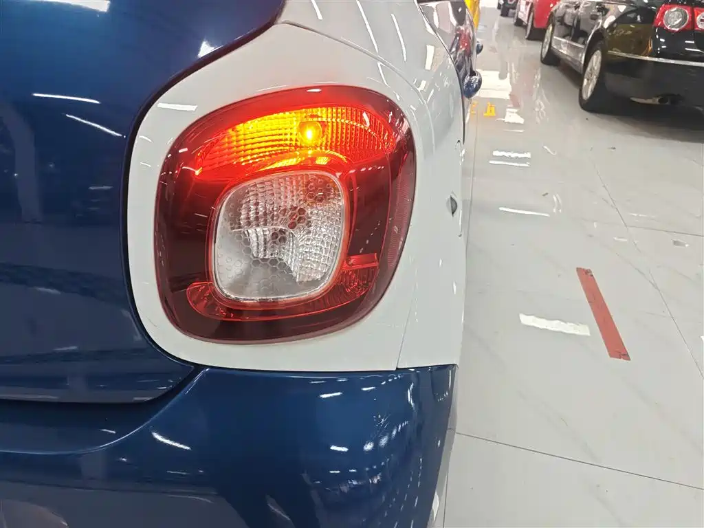 smart forfour 2018 2016 1.0L 52kW Passion Edition