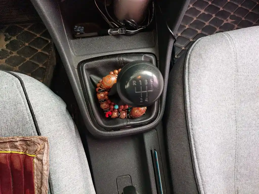 Volkswagen Jetta 2015 Quality Edition 1.4L Manual Fashion фото 7