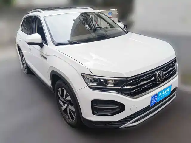 Volkswagen Tayron 2021 330TSI 2WD Luxury Smart Connect Edition — фото 3