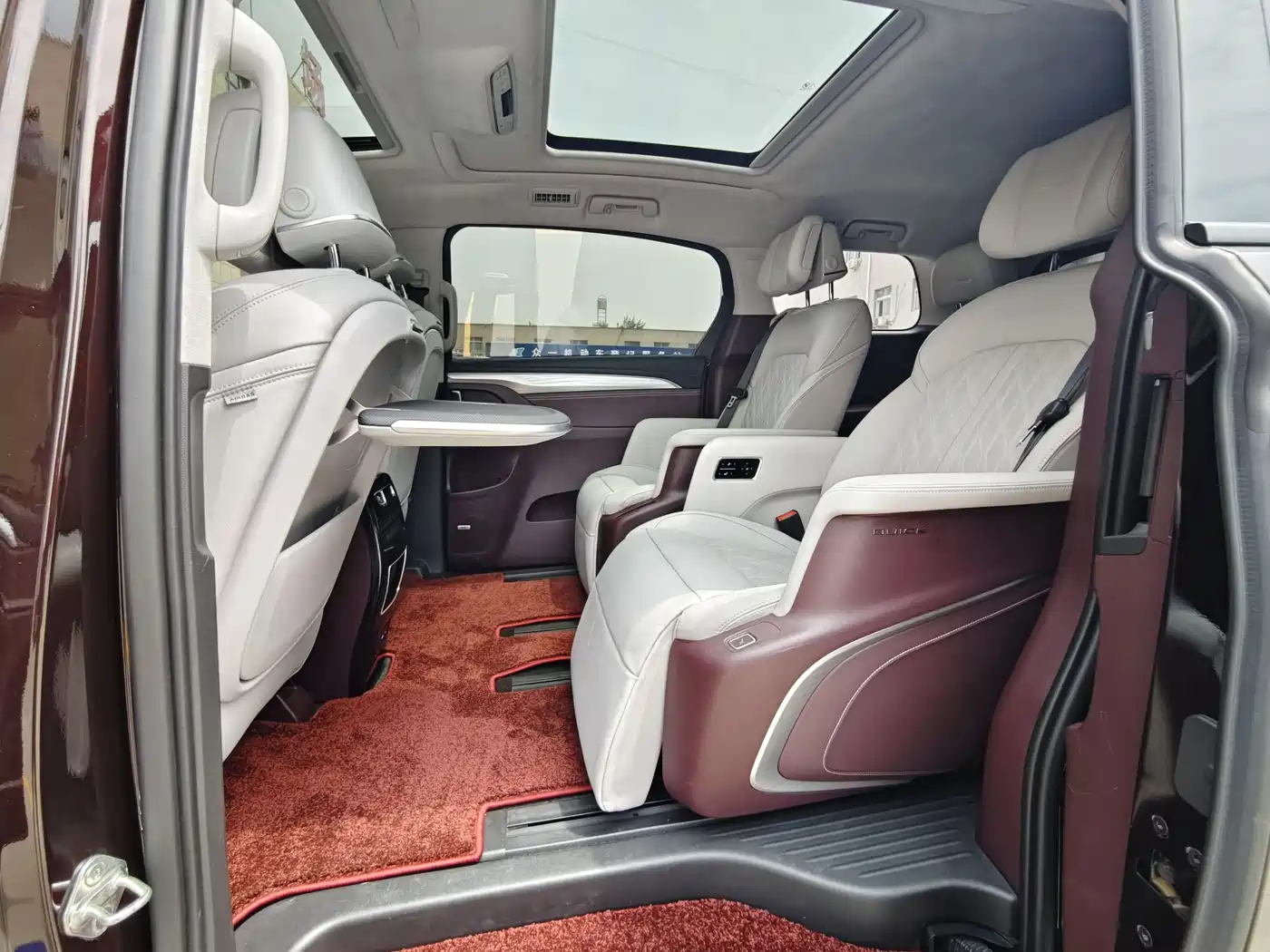 Buick GL8 2022 Avenir Avia 6-Seater Virtue Edition фото 14