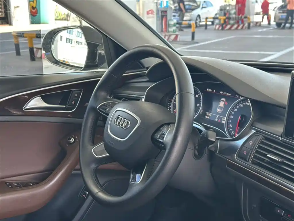 Audi A6L 2016 30 FSI Comfort фото 18