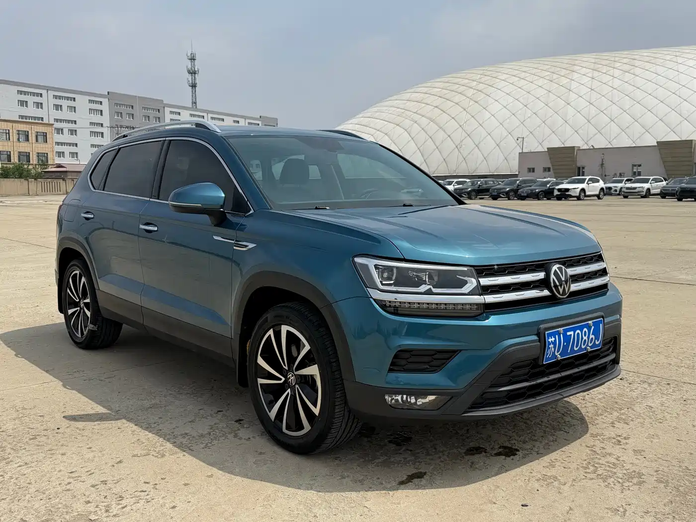 Volkswagen Tharu 2022 280TSI FWD Luxury Edition фото 3