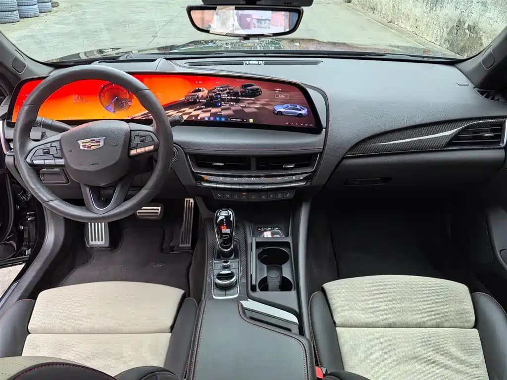 Cadillac CT5 2025 Model 28T Track Performance Edition фото 12