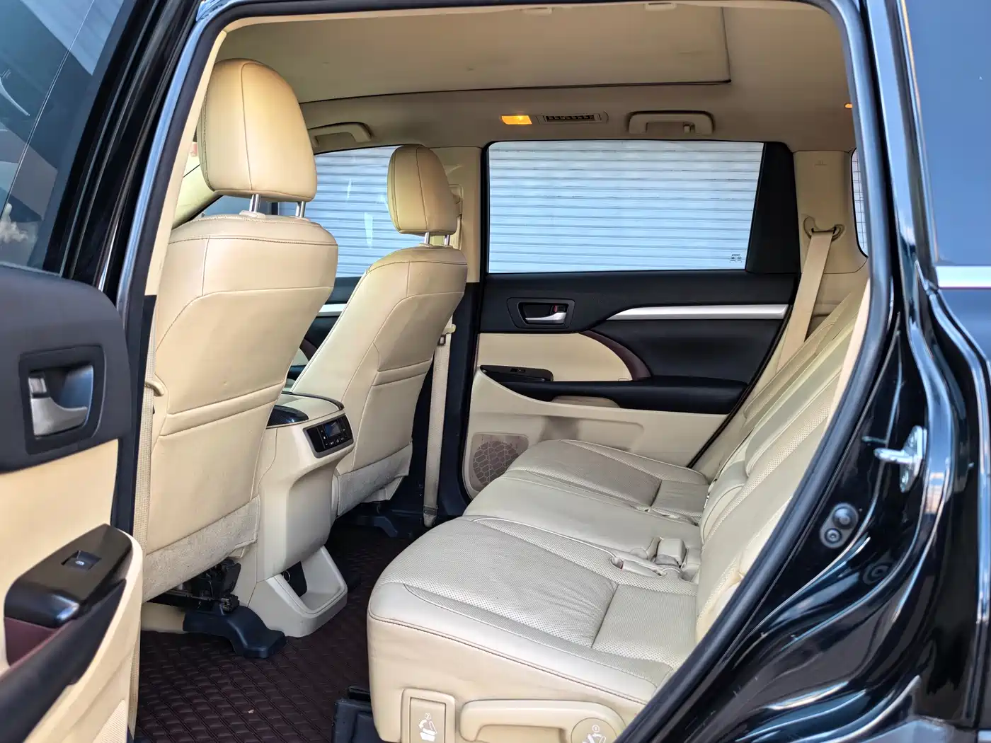Toyota Highlander 2015 2.0T AWD Luxury Edition 7-seater фото 5
