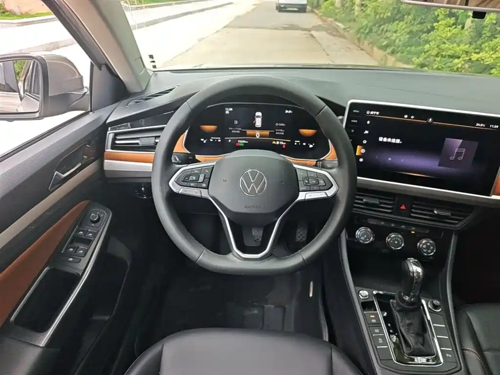 Volkswagen Bora 2023 200TSI DSG Smart Edition фото 11
