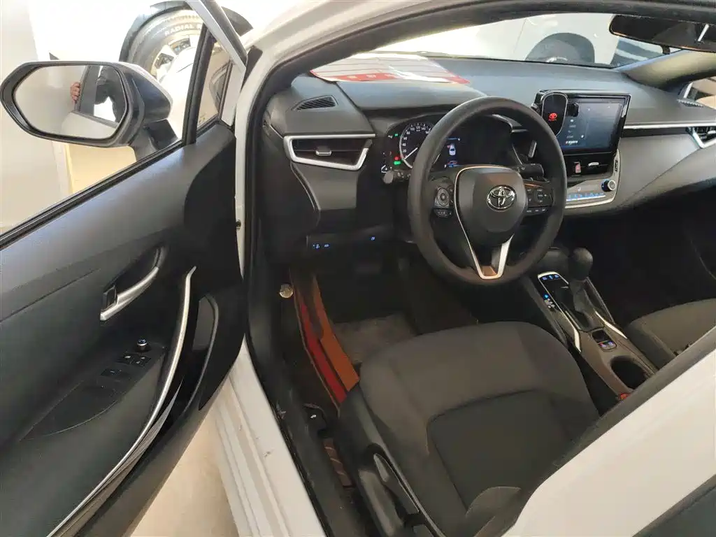 Toyota Levin 2022 Dual Engine 1.8H E-CVT Luxury Edition фото 13