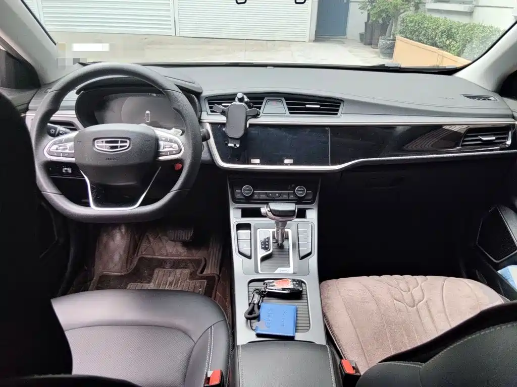 Geely Emgrand GL 2021 2021 UP 1.4T CVT Premium
