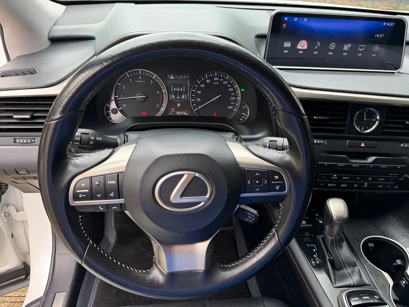 Lexus RX 2016 300 4WD Elegance Edition (China V) фото 8