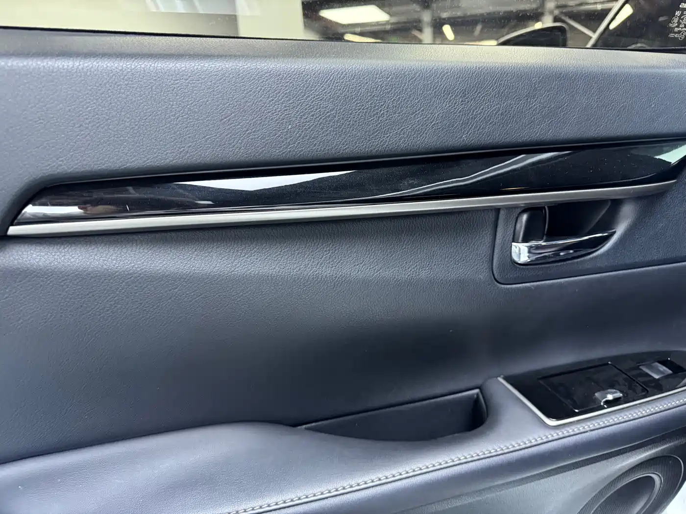 Lexus ES 2017 200 30th Anniversary Edition фото 7