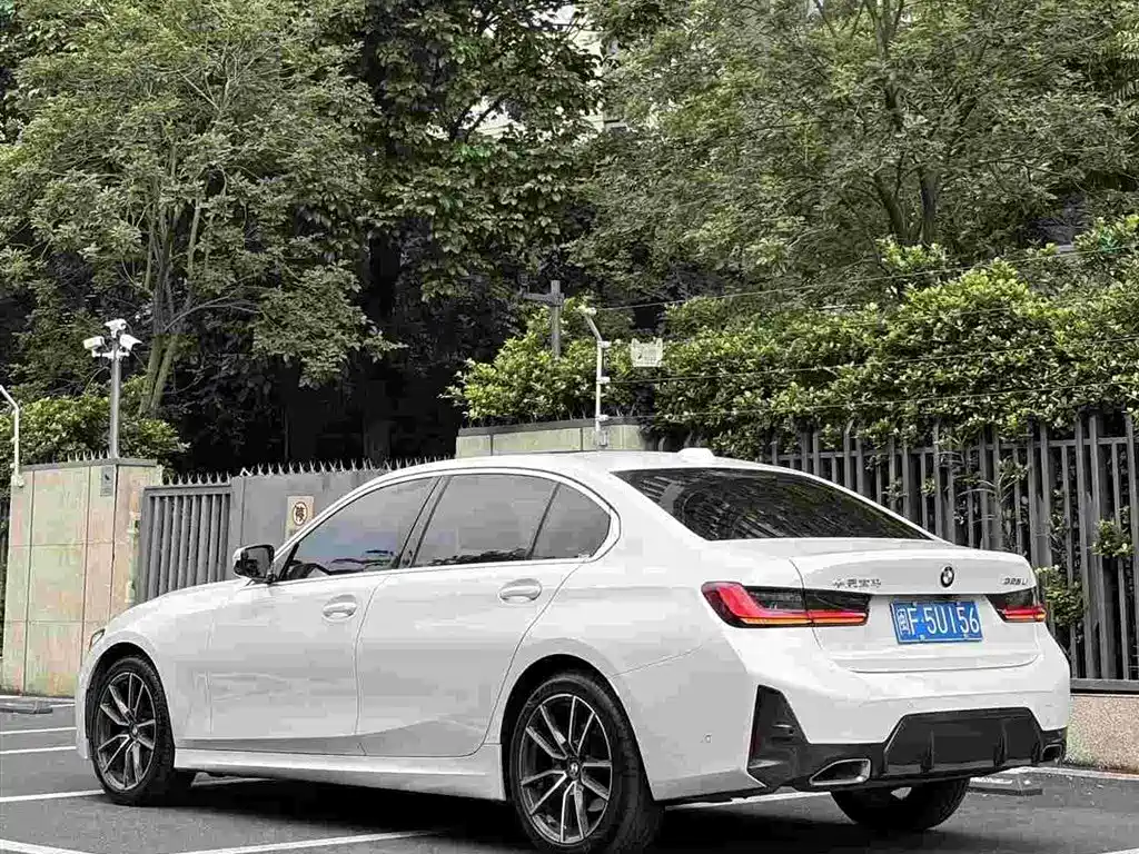 Фото 3 - BMW 3 Series