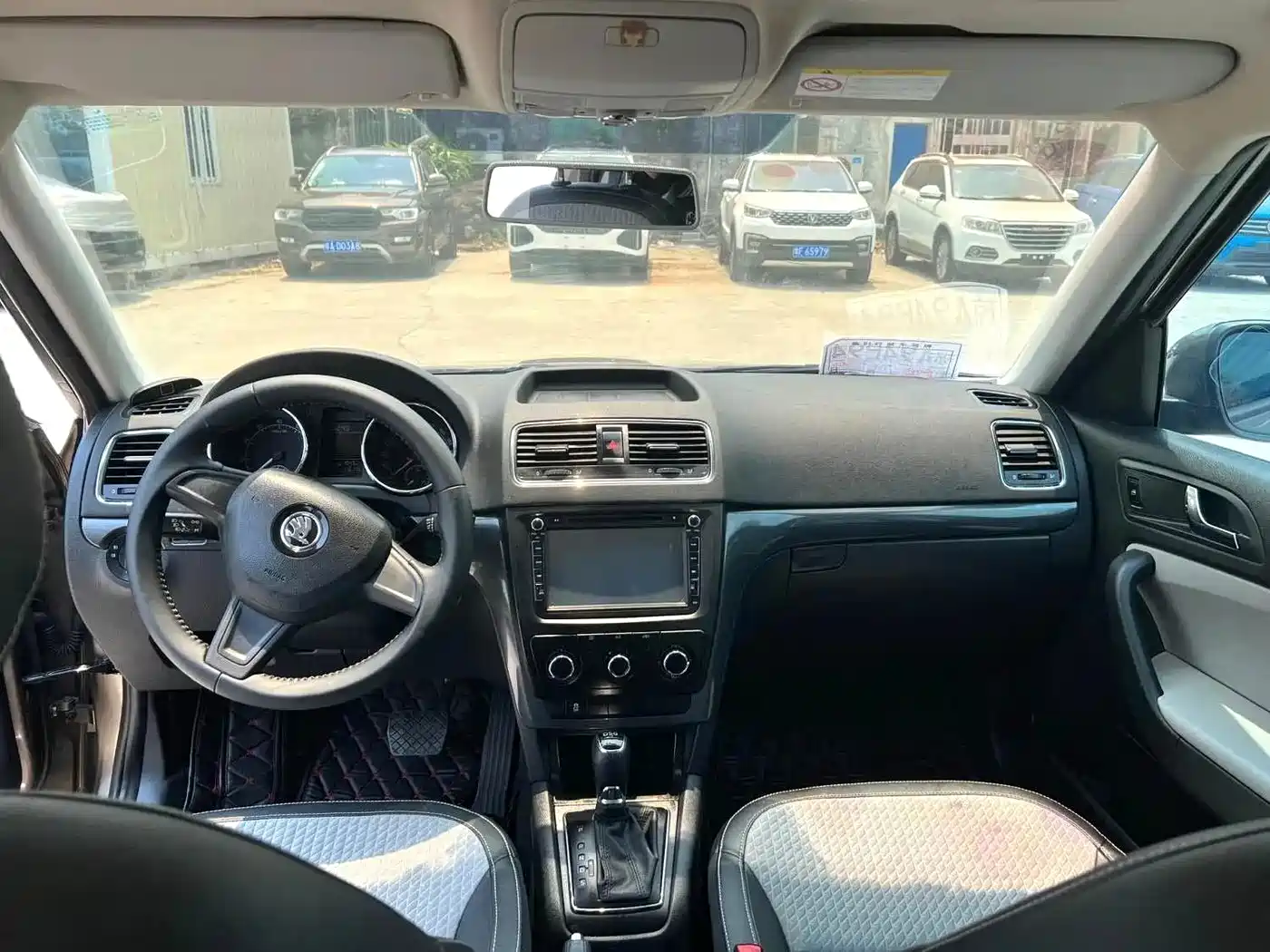 Škoda Yeti 2016 2016 1.4TSI DSG Forward Edition
