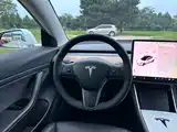 صورة 18 - Tesla Model 3