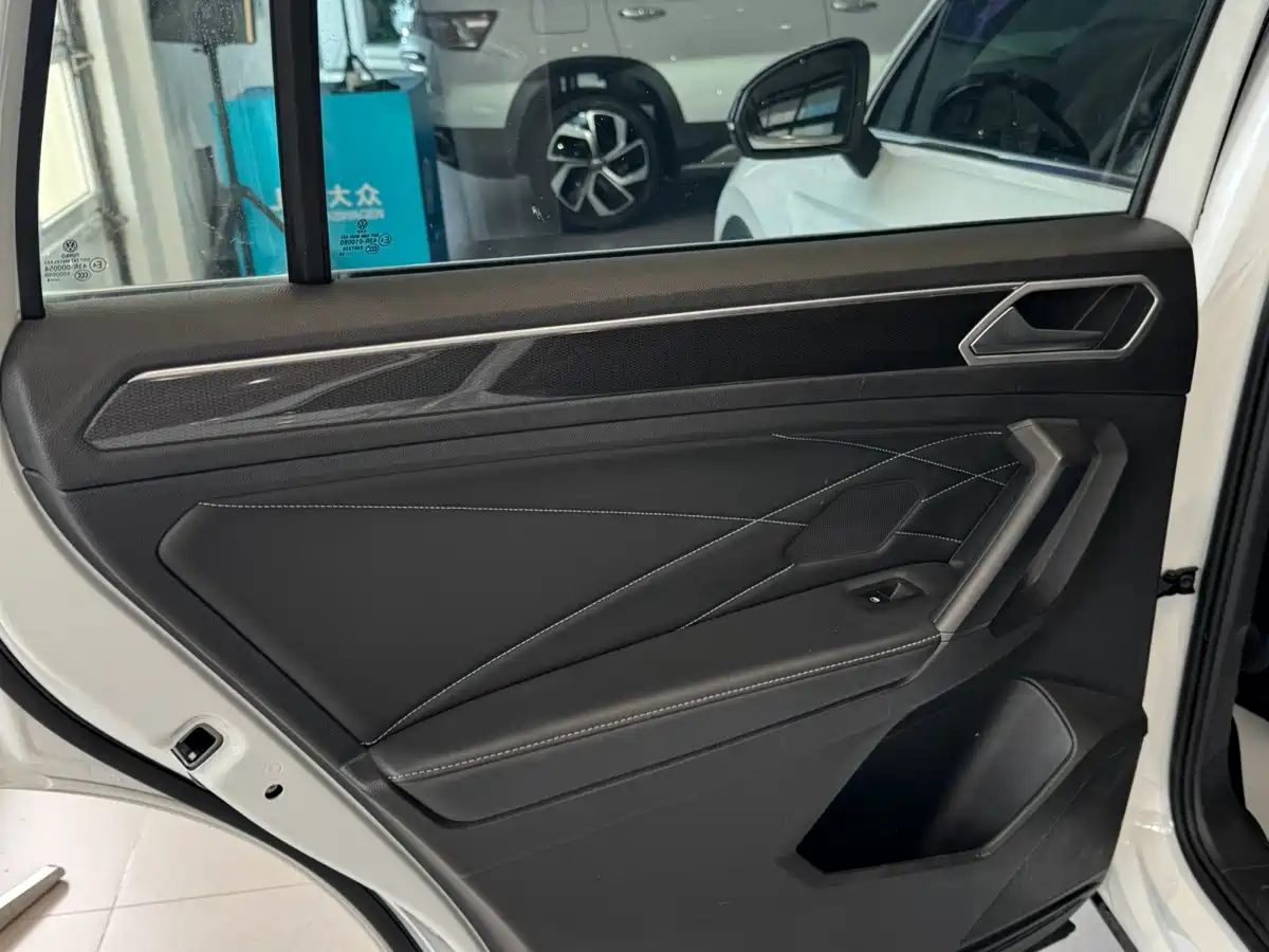 Volkswagen Tiguan, миниатюра 8