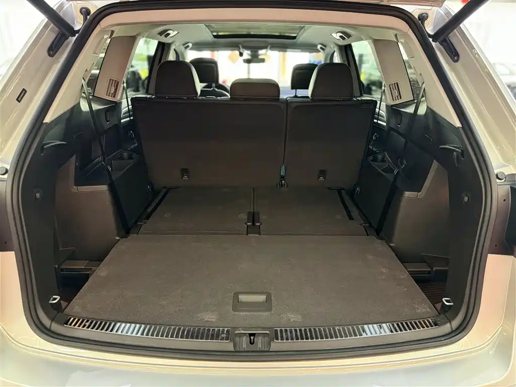 Volkswagen Teramont 2017 330TSI 2WD Flagship Edition фото 25