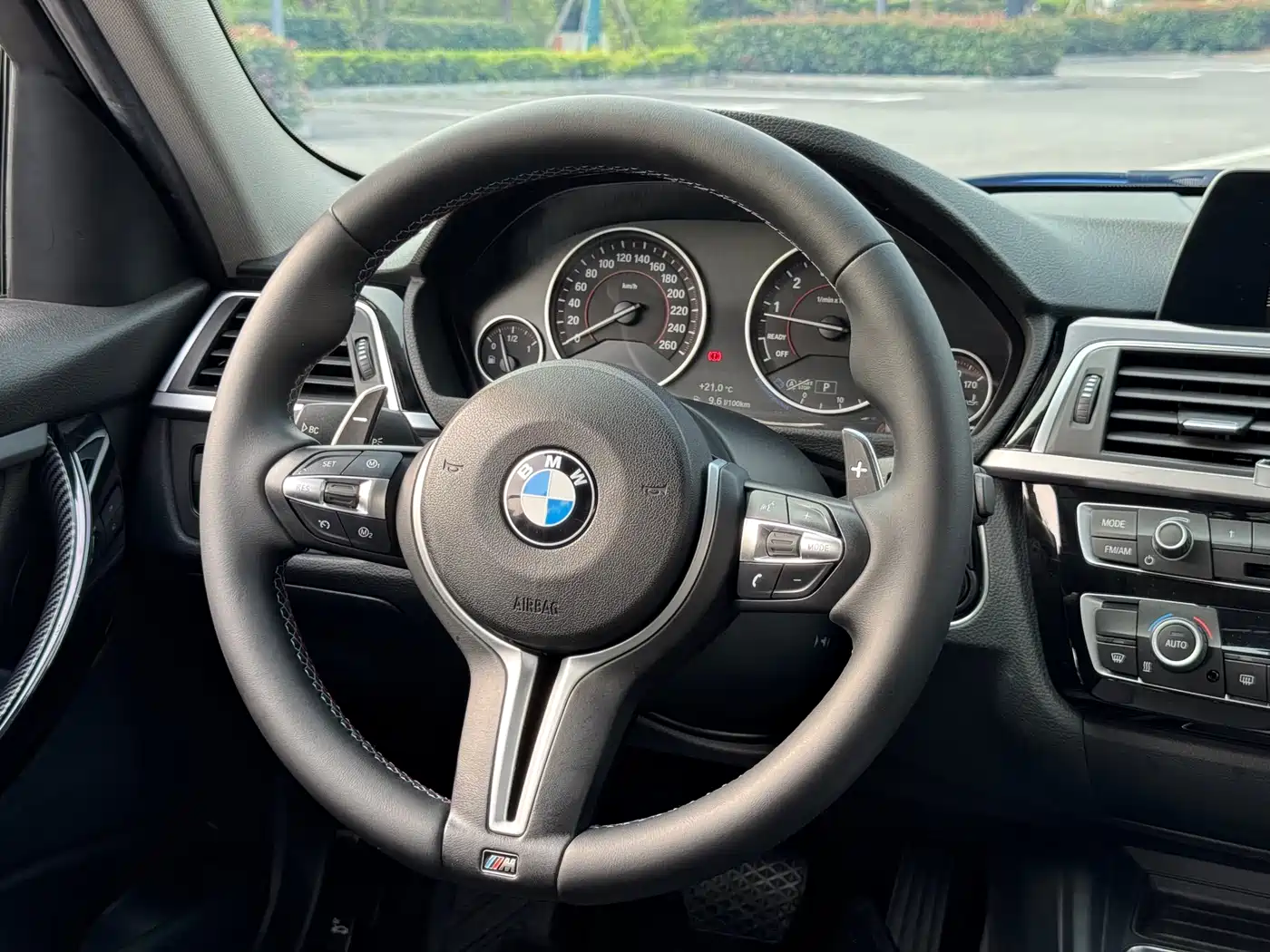 BMW 3 Series 2017 320Li M Sport фото 7