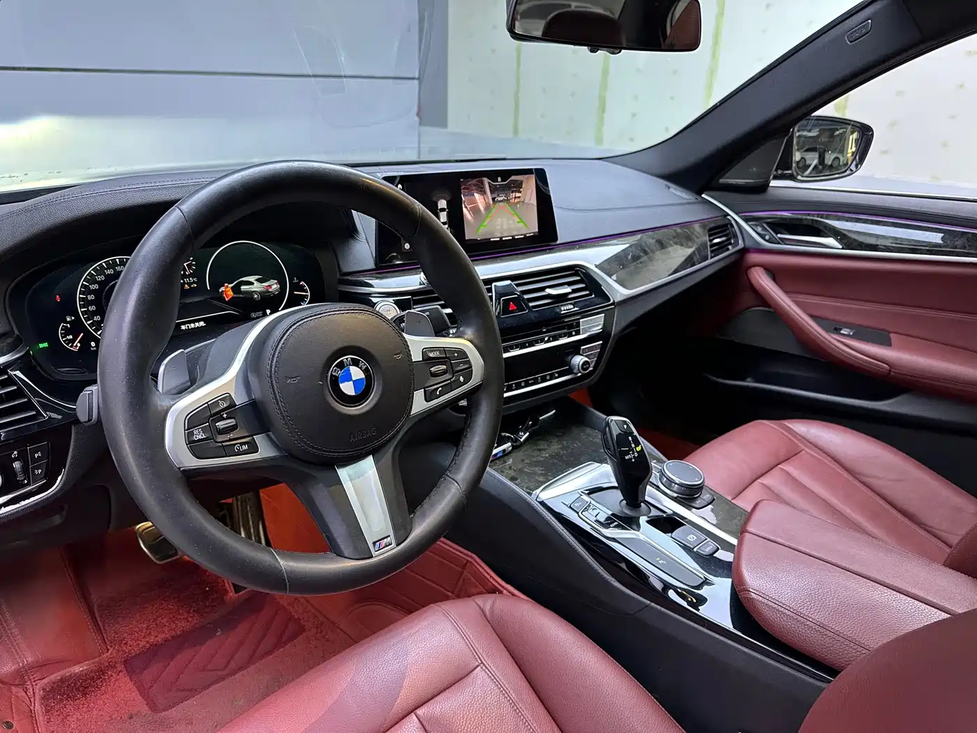 صورة 10 - BMW 5 Series
