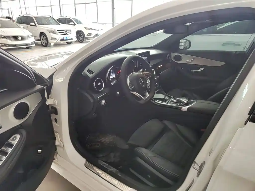Mercedes-Benz C-Class 2017 Facelift C 200 Sport Edition фото 16