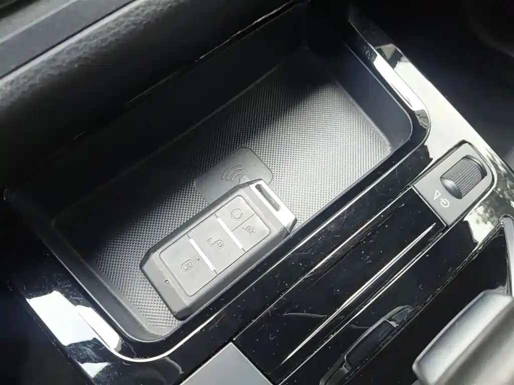 BYD Yuan New Energy 2019 EV535 High Energy Navigation Edition фото 9