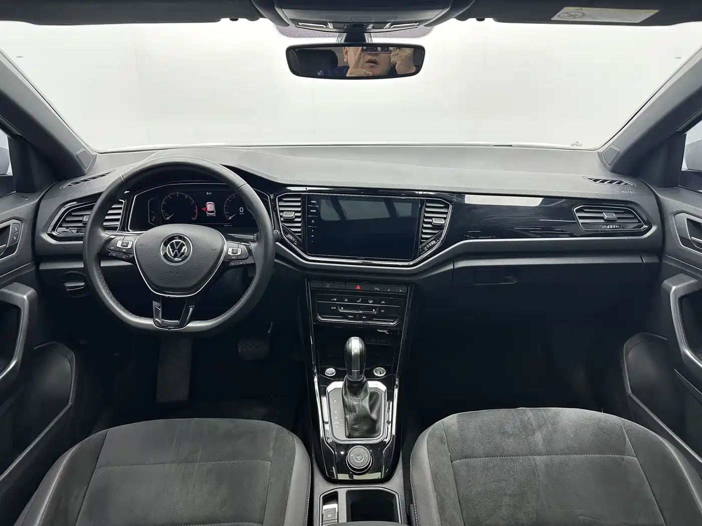 Volkswagen T-ROC 2021 280TSI DSG 4WD Luxury Connected фото 7