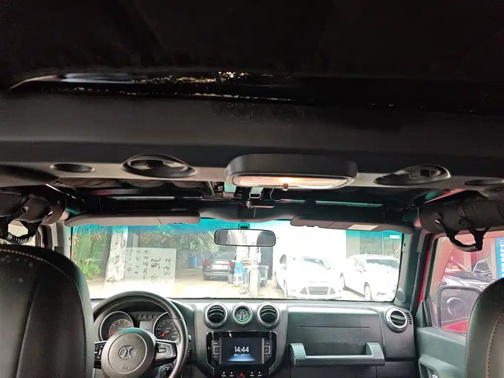 BAIC ORV Beijing Offroad BJ40 2016 Model 40L 2.3T Automatic 4WD Exclusive фото 18