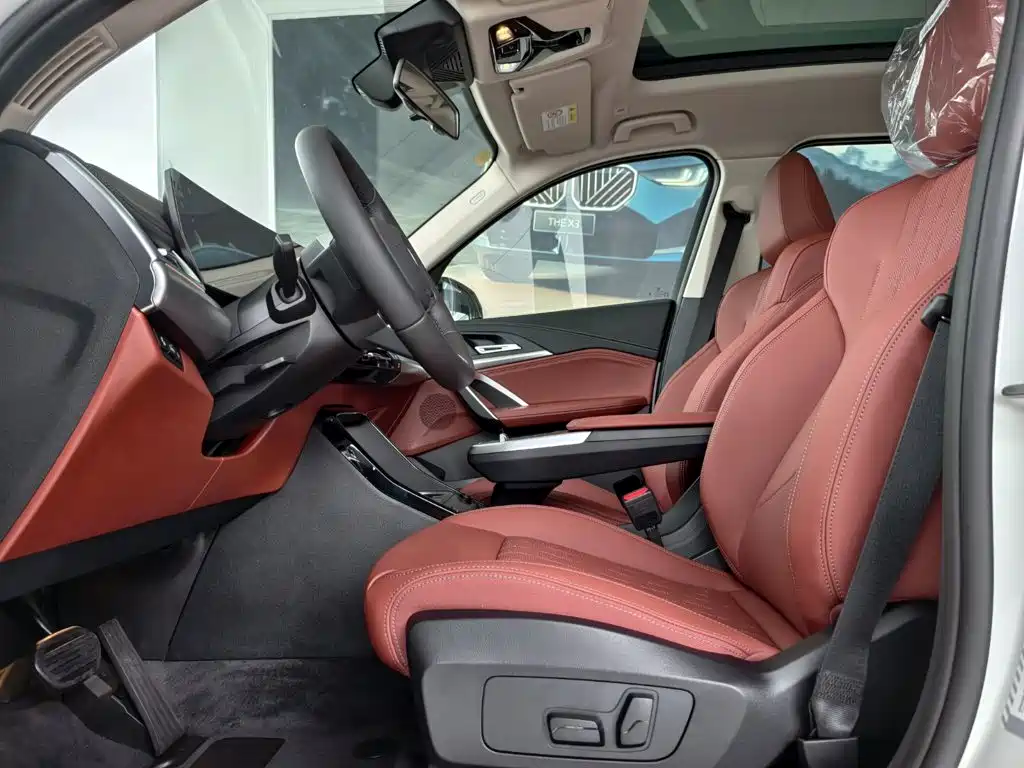 Фото 7 - BMW X1