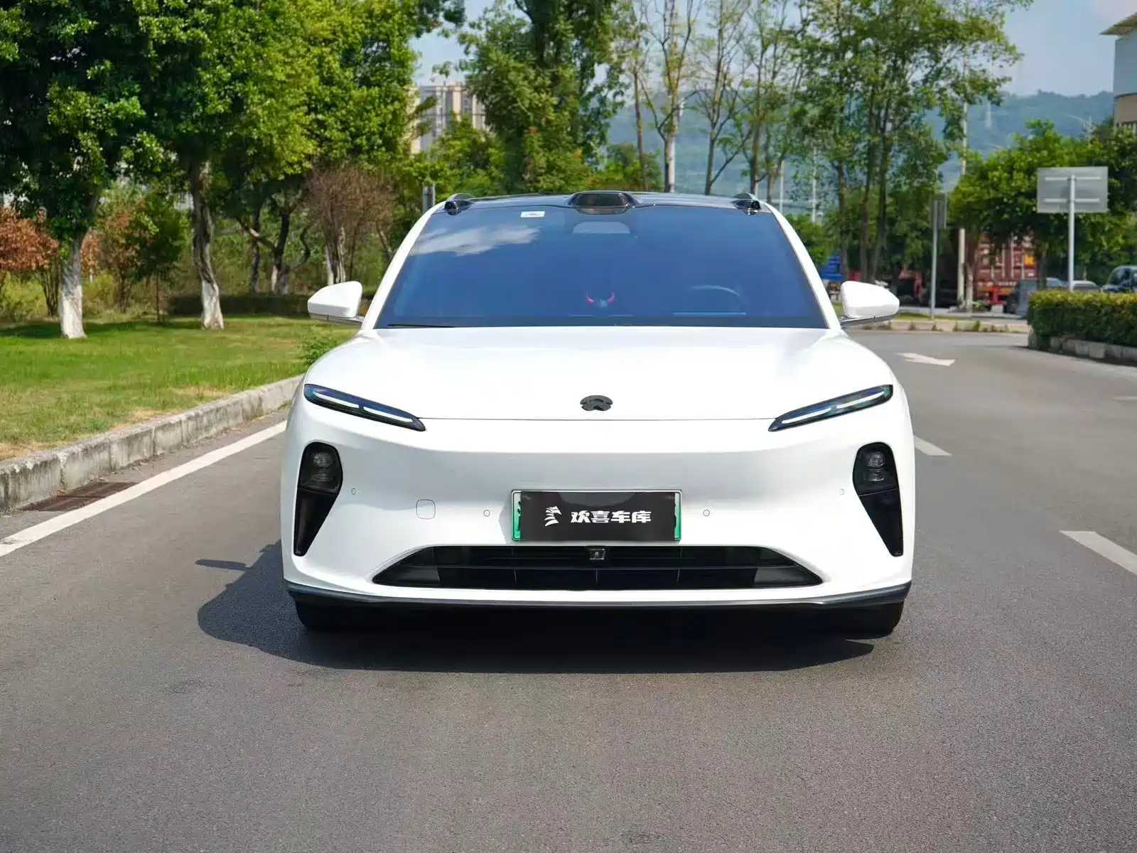 Фото 2 - NIO ET5T