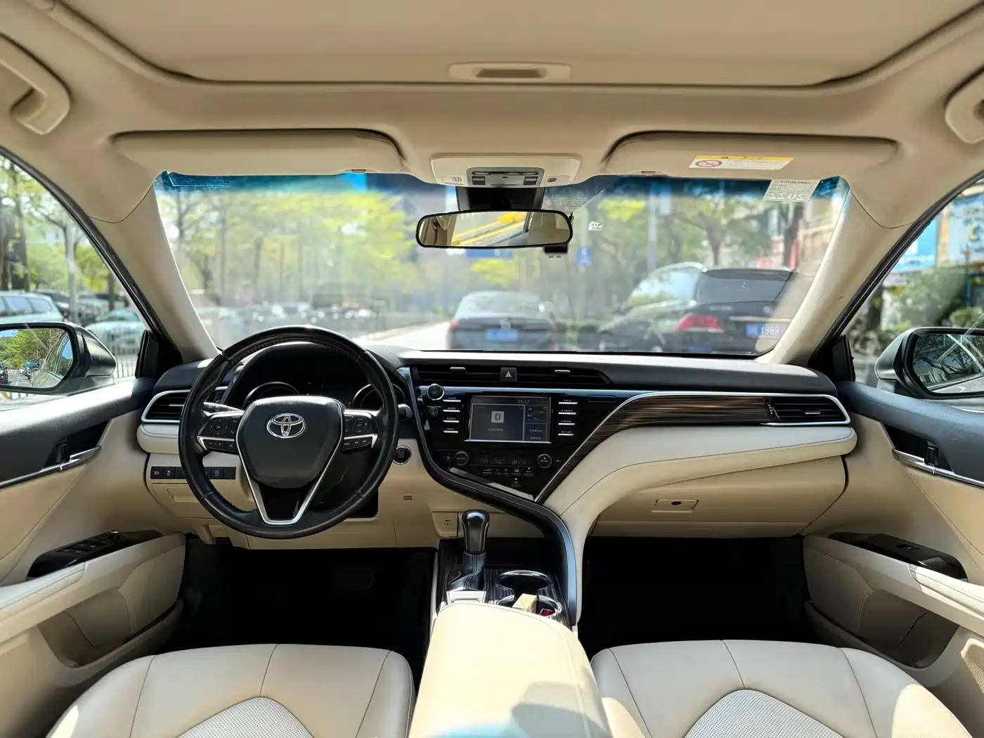 Toyota Camry 2018 2.0G Luxury Edition фото 8