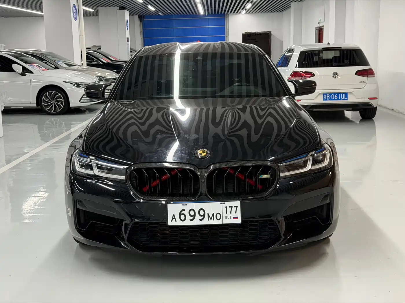 2023 BMW M5