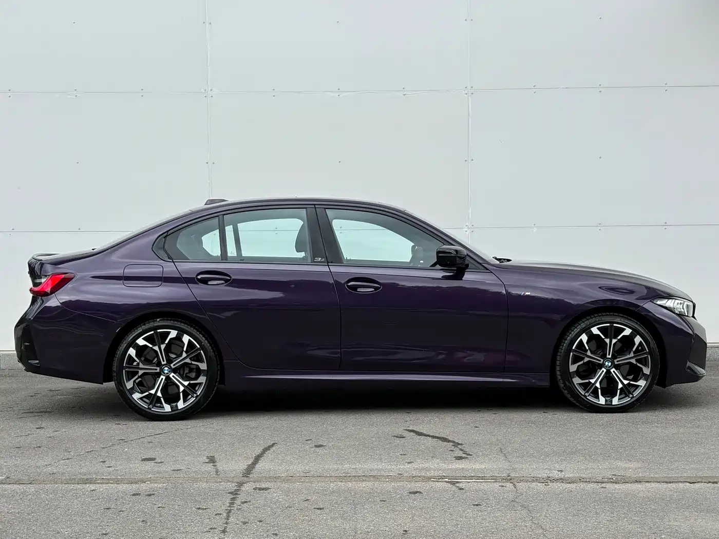 Photo 9 - BMW 3 Series