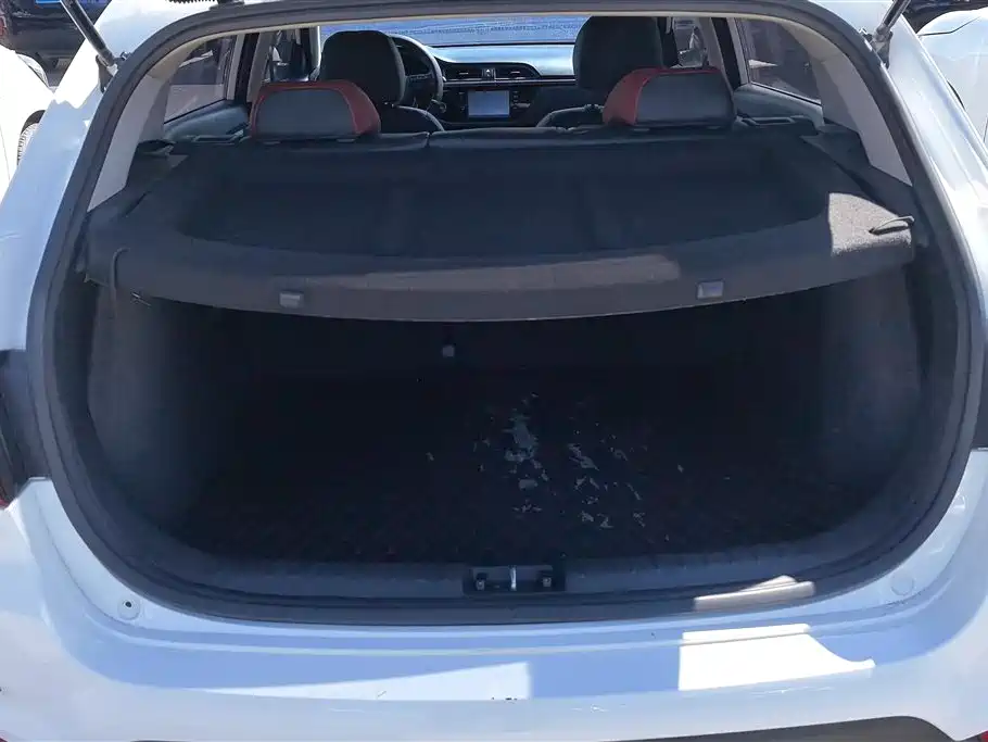 Kia KX CROSS 2018 1.6L Automatic Smart Sunroof Edition фото 4