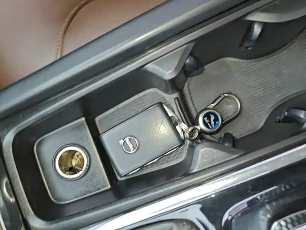 Фото 9 - Volvo S90