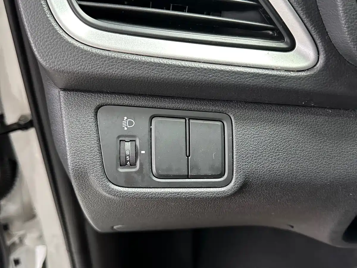 HYUNDAI ACCEPT