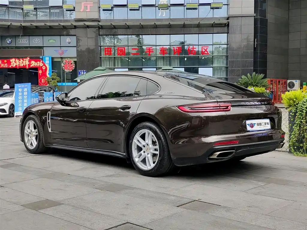 Porsche Panamera 2017 Panamera 4 Executive Long Wheelbase 3.0T фото 4